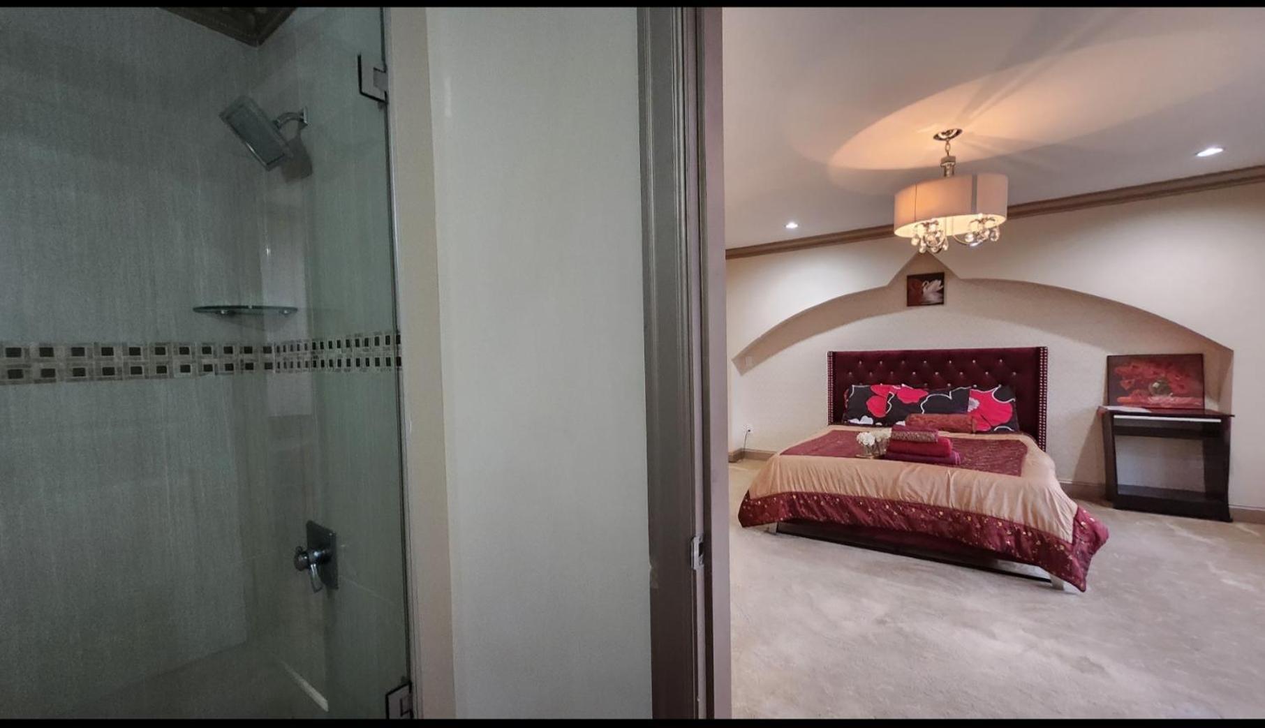 סארי Empress Palace Hotel מראה חיצוני תמונה