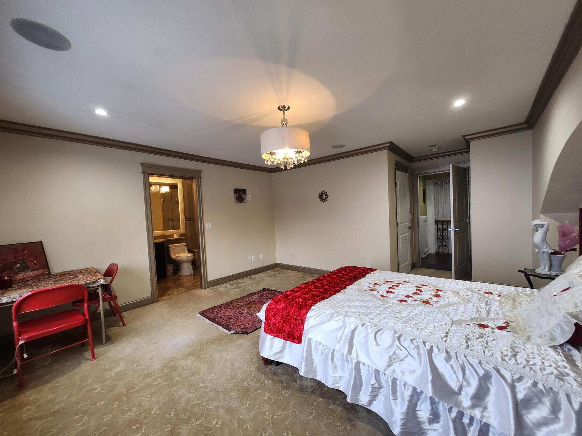 סארי Empress Palace Hotel מראה חיצוני תמונה