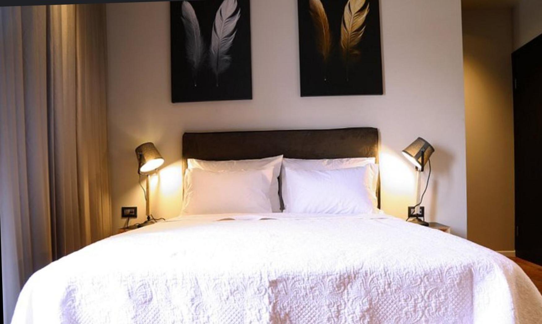 סארי Empress Palace Hotel מראה חיצוני תמונה