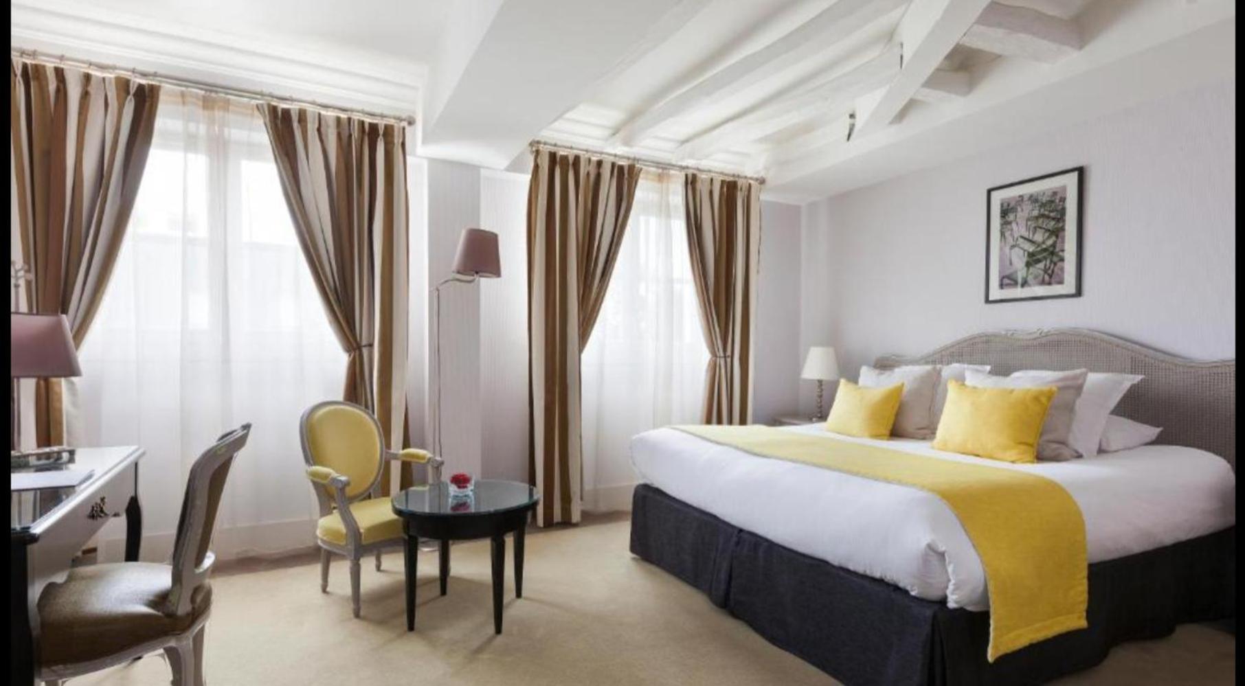 סארי Empress Palace Hotel מראה חיצוני תמונה